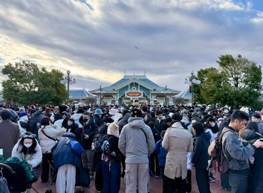 Happy Entry Tokyo Disneyland Early Entry beginner’s guide